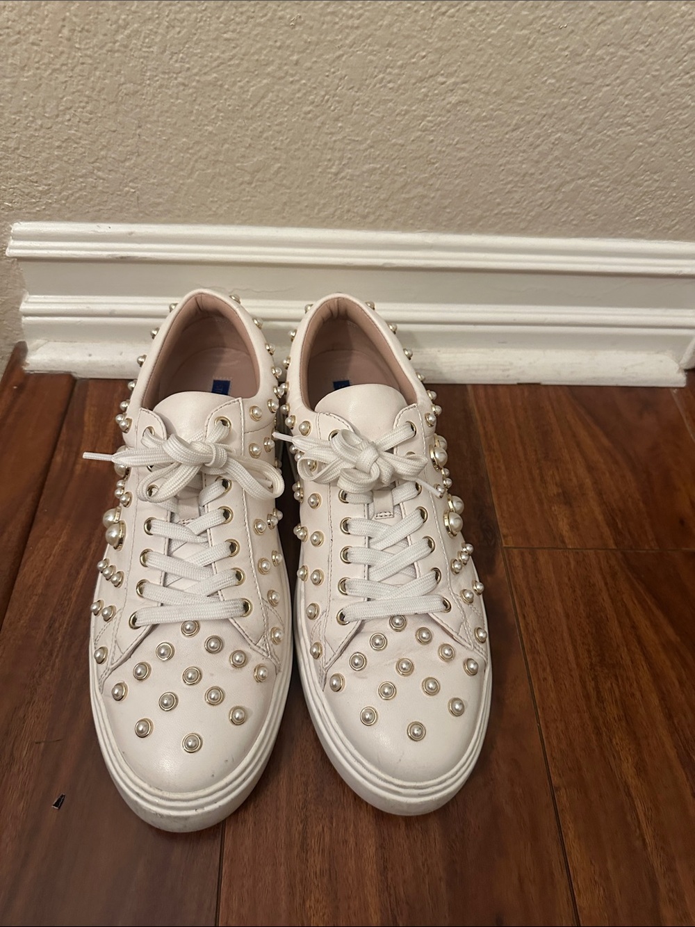 Stuart Weitzman White Pearl-Embellished Leather Sneakers